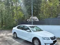 Gebraucht Skoda Octavia Active 105 PS (77 kW) 2015 Weiß Kombi