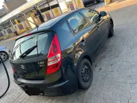 Gebraucht Hyundai i30 109 PS (80 kW) 2009 Schwarz Limousine