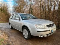 Gebraucht Ford Mondeo 125 PS (91 kW) 2001 Silber Kombi