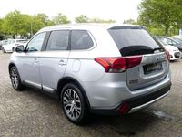 Gebraucht Mitsubishi Outlander Edition+ 150 PS (110 kW) 2018 Silber SUV