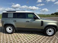 Gebraucht Land Rover Defender 249 PS (183 kW) 2021 Pangea green SUV