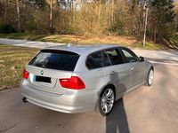 Gebraucht BMW 330 Performance 245 PS (180 kW) 2009 Silber Kombi
