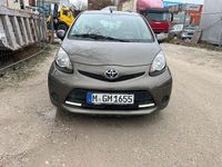 Gebraucht Toyota Aygo 68 PS (50 kW) 2012 Beige Kleinwagen
