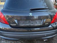 Gebraucht Peugeot 207 90 PS (66 kW) 2008 Schwarz Coupé