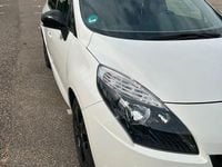 Gebraucht Renault Scénic III Expression 110 PS (80 kW) 2011 Weiß Van / Kleinbus