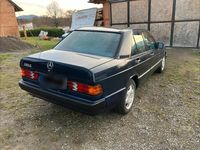 Gebraucht Mercedes 190 118 PS (86 kW) 1988 Blau Limousine
