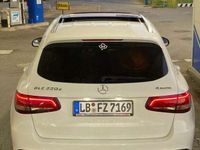 gebraucht Mercedes GLC220 d 4Matic 9G-TRONIC