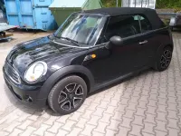 Käytetty Mini One Cabriolet 98 HP (72 kW) 2010 Musta Avoauto