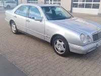 Gebraucht Mercedes E320 Avantgarde 224 PS (164 kW) 1997 Silber Limousine