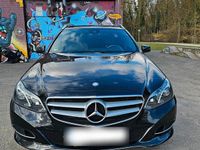 Gebraucht Mercedes E220 170 PS (125 kW) 2015 Schwarz Kombi
