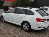 Gebraucht Skoda Superb Ambition 150 PS (110 kW) 2016 Weiß Kombi