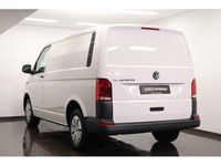 Gebraucht VW Transporter 90 PS (66 kW) 2021 Candy weiss Van