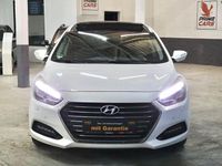 Gebraucht Hyundai i40 Premium 141 PS (103 kW) 2017 Weiß Kombi