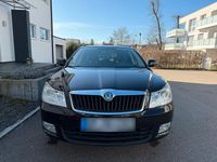 Gebraucht Skoda Octavia 122 PS (89 kW) 2012 Schwarz Kombi