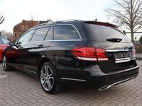Gebraucht Mercedes E350 Avantgarde 258 PS (189 kW) 2016 Schwarz Limousine
