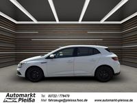 Gebraucht Renault Mégane IV Life 101 PS (74 kW) 2017 Weiß Limousine