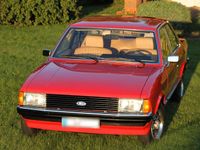 Second-hand Ford Granada 90 CP (66 kW) 1977 Roșu Berlinǎ