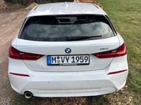 Gebraucht BMW 116 Advantage 109 PS (80 kW) 2023 Weiß Kleinwagen