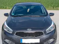 Gebraucht Kia Ceed DREAM-TEAM Edition 136 PS (100 kW) 2015 Grau Kleinwagen