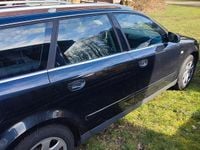 Second-hand Audi A4 130 CP (95 kW) 2003 Negru Break