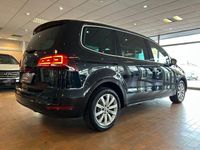 Gebraucht VW Sharan Highline 150 PS (110 kW) 2020 Deep black Van / Kleinbus