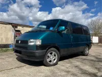 Gebraucht VW Multivan 110 PS (80 kW) 1995 Grün Van / Kleinbus