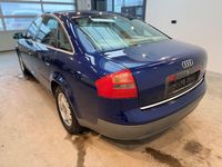Używany Audi A6 165 KM (121 kW) 1999 Niebieski Sedan/Limuzyna
