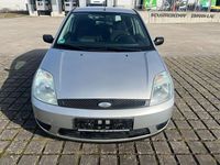 Gebraucht Ford Fiesta 69 PS (50 kW) 2005 Silber Kleinwagen