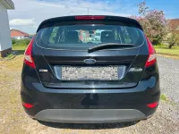Usata Ford Fiesta 68 CV (50 kW) 2010 Nero Berlina