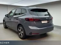 Gebraucht BMW 220 Active Tourer Efficient Dynamics 156 PS (114 kW) 2023 Sparkling kupfergrau metallic Van / Kleinbus