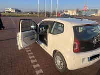 Gebraucht VW up! move up! 60 PS (44 kW) 2015 Weiß Kleinwagen