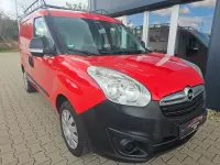 Gebraucht Opel Combo 95 PS (69 kW) 2016 Rot Van / Kleinbus