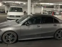 Gebraucht Mercedes A180 AMG line 136 PS (100 kW) 2019 Grau Limousine
