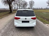 Gebraucht VW Touran Sound 150 PS (110 kW) 2018 Weiß Van / Kleinbus