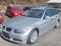 Gebraucht BMW 318 129 PS (94 kW) 2006 Silber Kombi