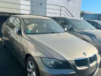 Gebraucht BMW 318 143 PS (105 kW) 2008 Gold Limousine