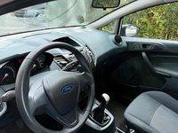 Gebraucht Ford Fiesta 61 PS (44 kW) 2005 Weiß Kleinwagen