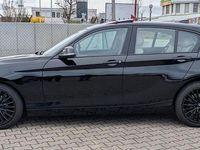 Gebraucht BMW 116 Urban Line 116 PS (85 kW) 2015 Schwarz Kleinwagen