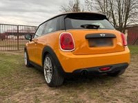 Usata Mini ONE 75 CV (55 kW) 2015 Arancione Utilitaria