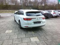 Gebraucht Renault Talisman Initiale Paris 200 PS (147 kW) 2022 Weiss "nacre" Kombi