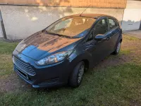 Gebraucht Ford Fiesta 95 PS (69 kW) 2014 Blau Kleinwagen