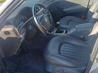 Second-hand Lancia Thesis 170 CP (125 kW) 2004 Argintiu Berlinǎ