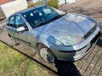 Gebraucht Ford Focus 100 PS (73 kW) 2003 Silber Limousine