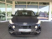 Gebraucht Hyundai i10 Trend 84 PS (61 kW) 2022 Grau Kleinwagen