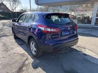Gebraucht Nissan Qashqai Acenta 116 PS (85 kW) 2016 Blau SUV