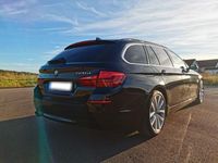 Gebraucht BMW 520 190 PS (139 kW) 2016 Schwarz Kombi