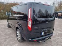 Gebraucht Ford Tourneo Titanium 131 PS (96 kW) 2022 Schwarz Van / Kleinbus