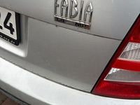 Gebraucht Skoda Fabia Elegance 75 PS (55 kW) 2002 Silber Limousine