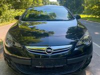 Gebraucht Opel Astra GTC 140 PS (102 kW) 2012 Schwarz Coupé
