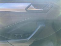 Gebraucht VW T-Roc 150 PS (110 kW) 2025 Blau SUV